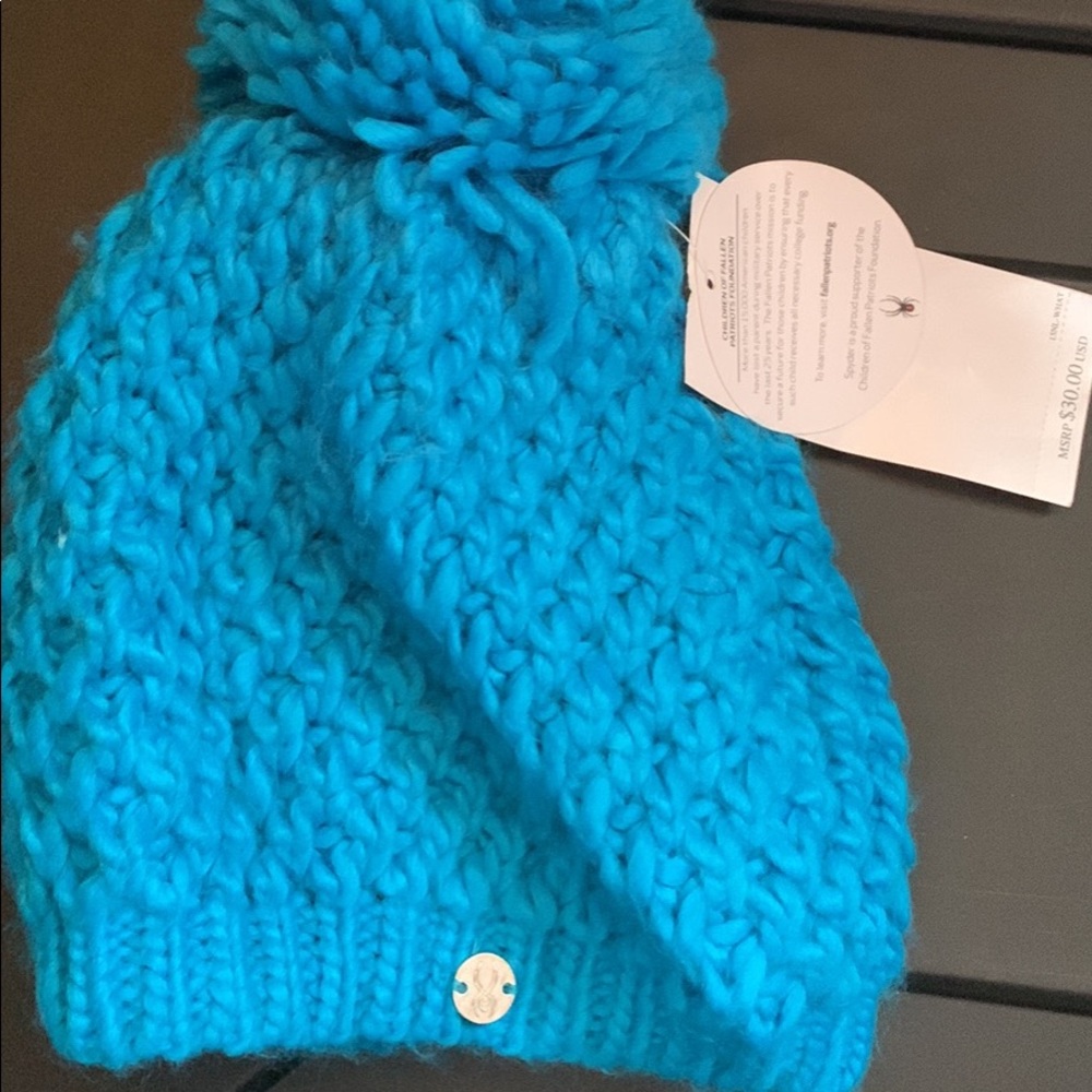 Women’s spider winter hat with fleece lining